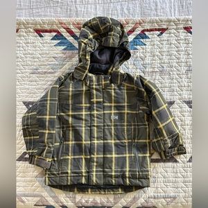Helly Hansen winter coat, great for winter sports, size 3